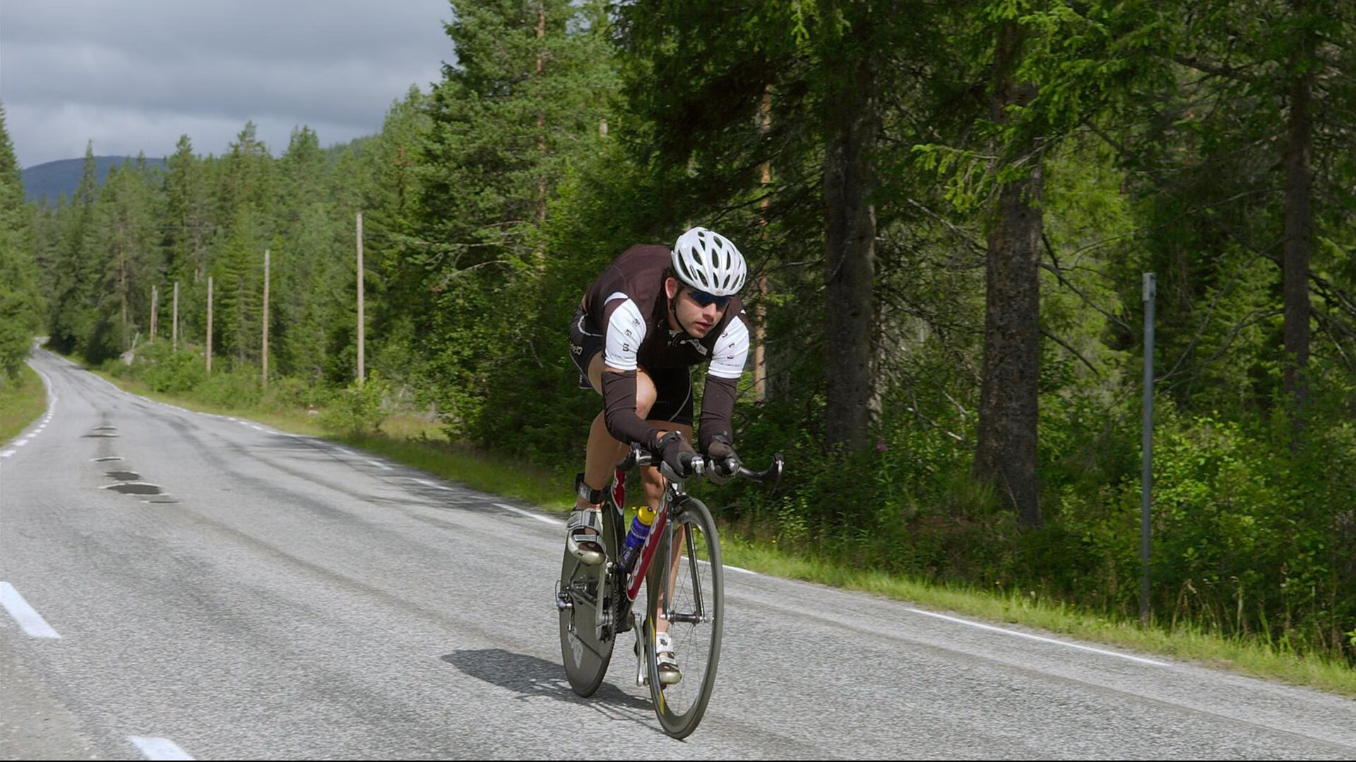 Kering-弗里克：巴萨防守问题待解决，球队防线缺乏强度，巴萨的克星